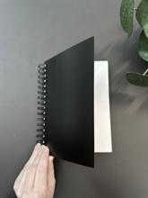 Load image into Gallery viewer, PLANNER 2025 - A week per 2-pages (PRE-ORDER)